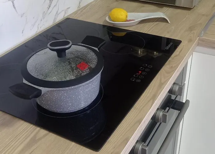 Horizon * Golem (Tirana)